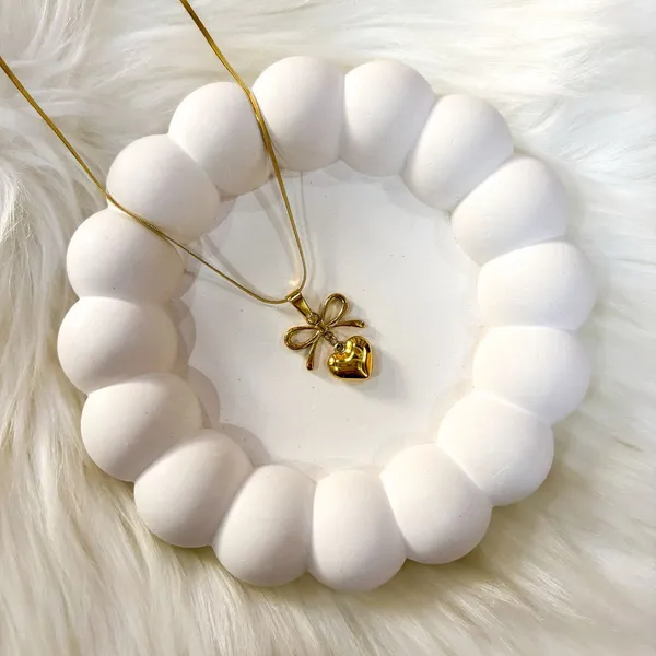 Bow_Heart_Pendant_Necklace_For_Women