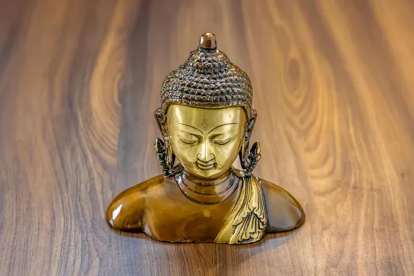 Gold_Brass_Buddha_Face_Idol_For_Spiritual_Decor