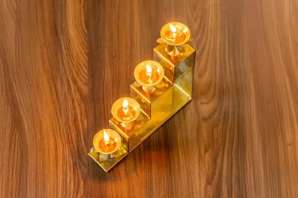 Gold_Brass_Multi_Lamp_Diya_For_Pooja