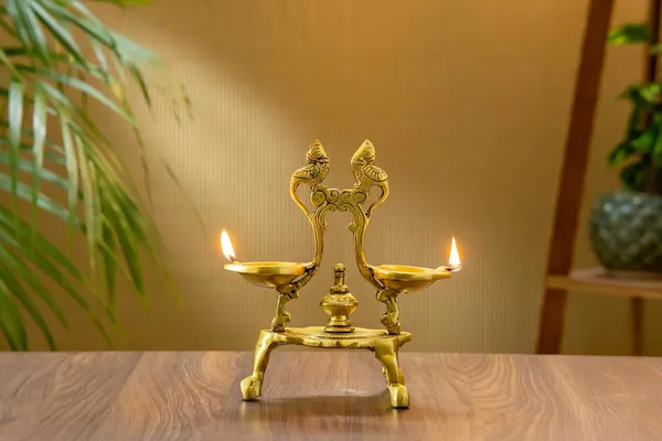 Gold_Brass_Parrot_Design_Diya_For_Pooja_Decor