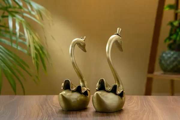 Gold_Brass_Duck_Swan_Showpiece_For_Home_Decor