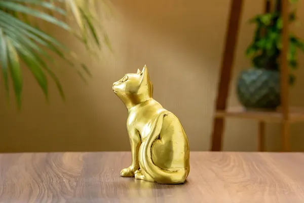 Gold_Brass_Cat_Showpiece_For_Home_Decor