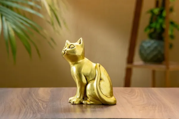 Gold_Brass_Cat_Showpiece_For_Home_Decor