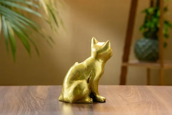 Gold_Brass_Cat_Showpiece_For_Home_Decor