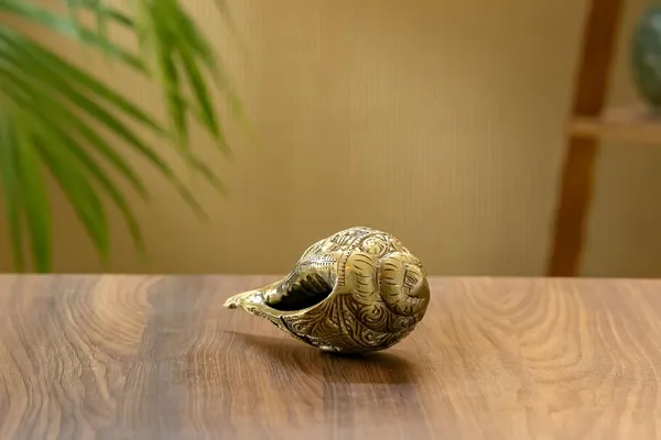 Gold_Brass_Sankha_Showpiece_For_Home_Decor