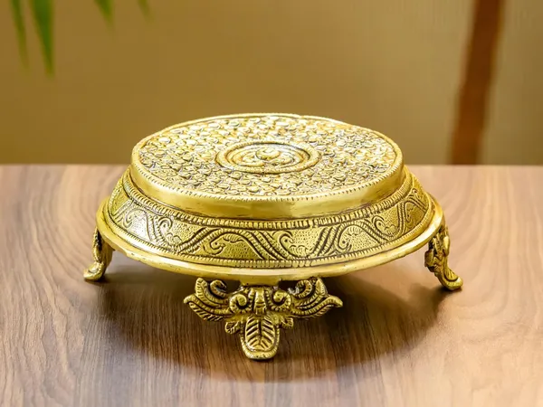Gold_Brass_Chowki_For_Home_Decor