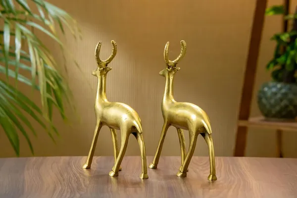 Gold_Brass_Deer_Showpiece_For_Home_Decor