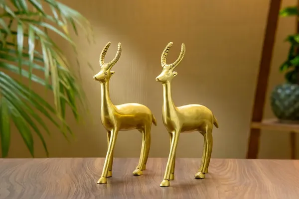Gold_Brass_Deer_Showpiece_For_Home_Decor