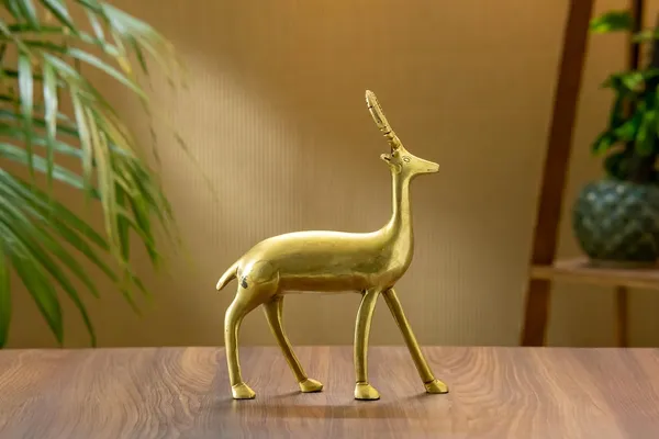 Gold_Brass_Deer_Showpiece_For_Home_Decor