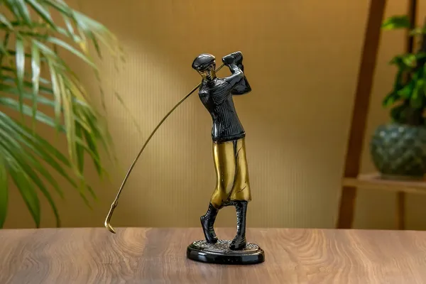 Gold_Brass_Golf_Player_Showpiece_For_Home_Decor