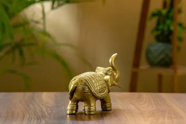 Gold_Brass_Elephant_Showpiece_For_Home_Decor