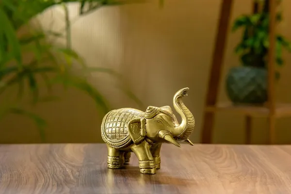 Gold_Brass_Elephant_Showpiece_For_Home_Decor