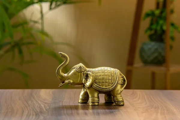 Gold_Brass_Elephant_Showpiece_For_Home_Decor