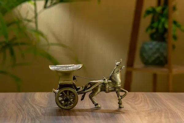 Gold_Brass_Horse_Cart_Showpiece_For_Home_Decor