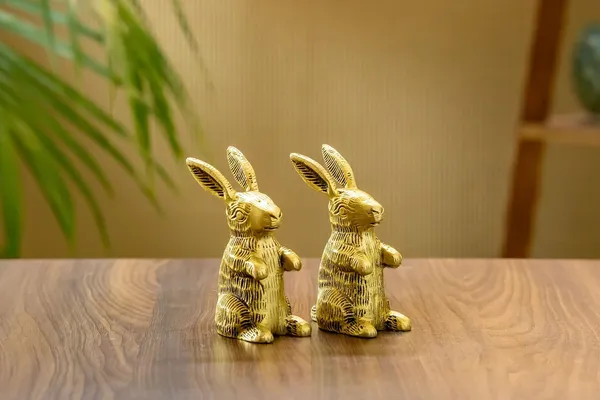 Gold_Brass_Rabbit_Showpiece_For_Home_Decor