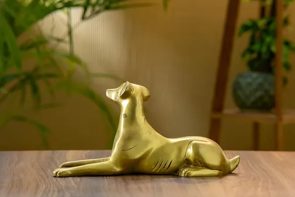 Gold_Brass_Dog_Showpiece_For_Home_Decor