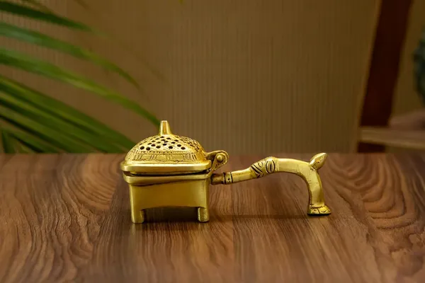 Gold_Brass_Dhoop_Dani_For_Pooja