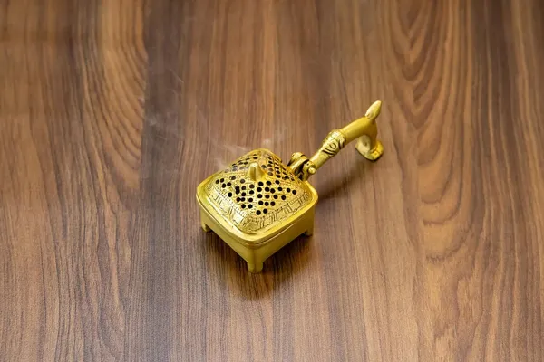 Gold_Brass_Dhoop_Dani_For_Pooja