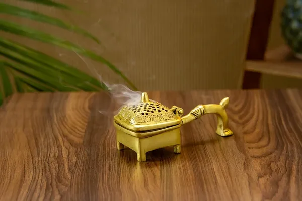 Gold_Brass_Dhoop_Dani_For_Pooja