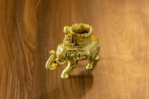 Gold_Brass_Elephant_Showpiece_For_Home_Decor