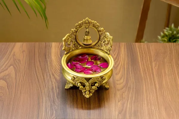 Gold_Brass_Urli_Bowl_For_Home_Decor
