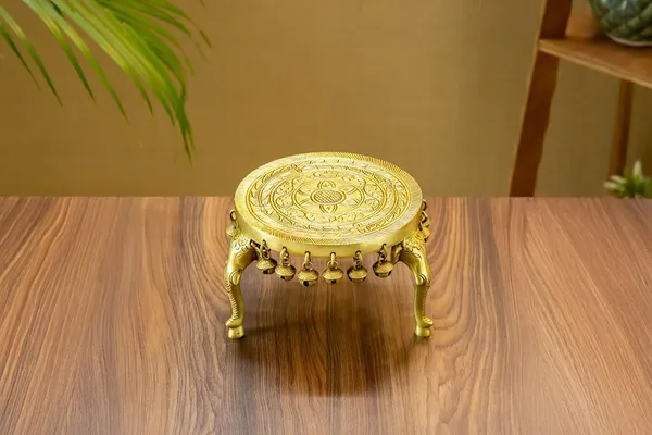 Gold_Brass_Pooja_Chowki_For_Home_Decor
