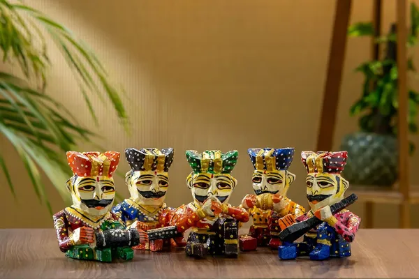 Multicolour_Wood_Musician_Set_For_Home_Decor