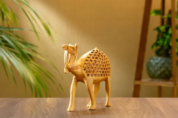Brown_Wood_Camel_Set_For_Home_Decor