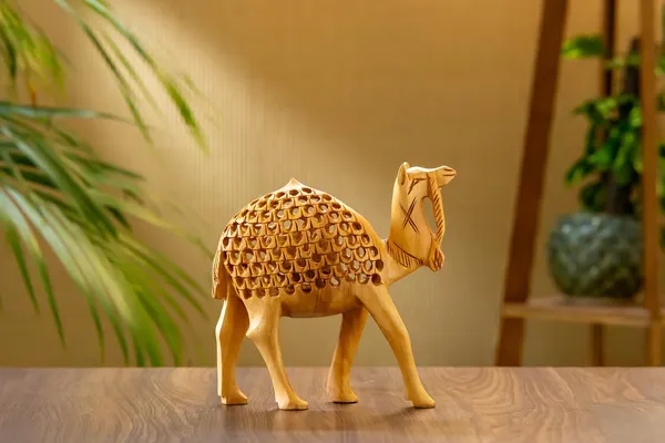 Brown_Wood_Camel_Set_For_Home_Decor
