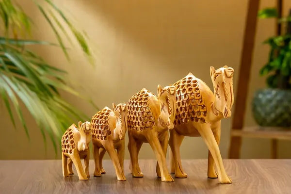 Brown_Wood_Camel_Set_For_Home_Decor