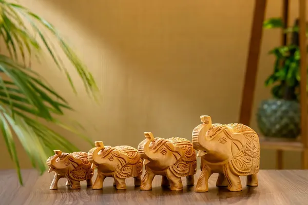 Brown_Wood_Elephant_Set_For_Home_Decor