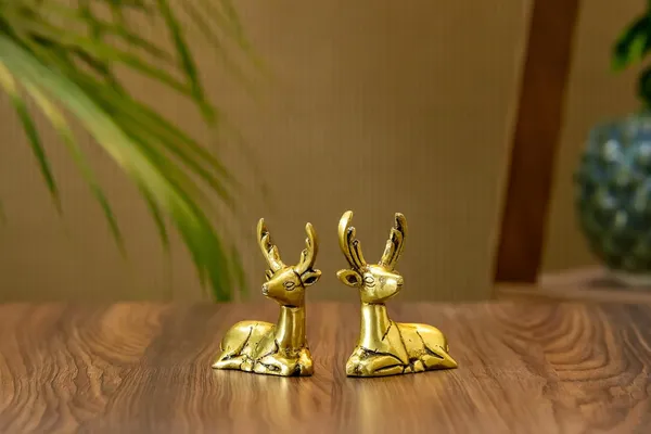 Gold_Brass_Deer_Set_For_Home_Decor