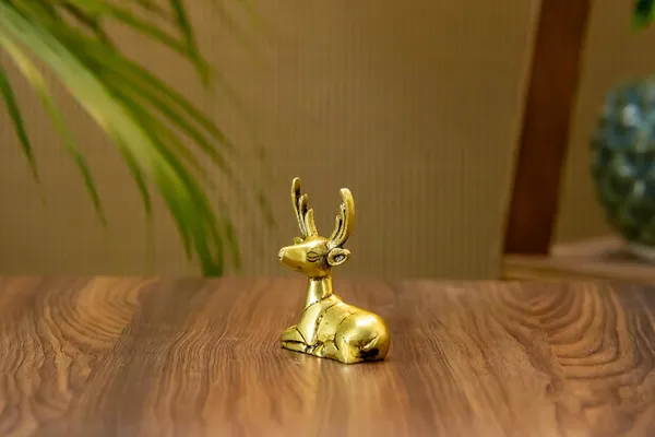 Gold_Brass_Deer_Set_For_Home_Decor