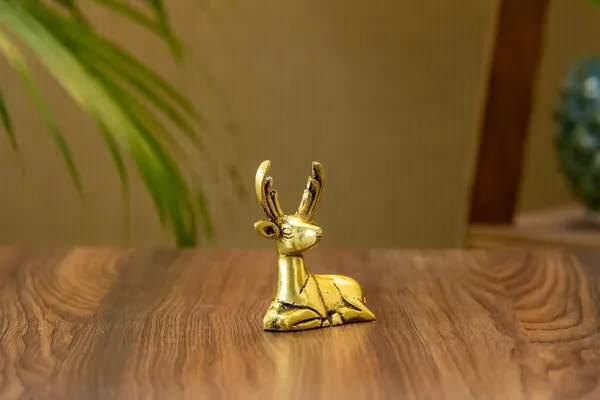 Gold_Brass_Deer_Set_For_Home_Decor