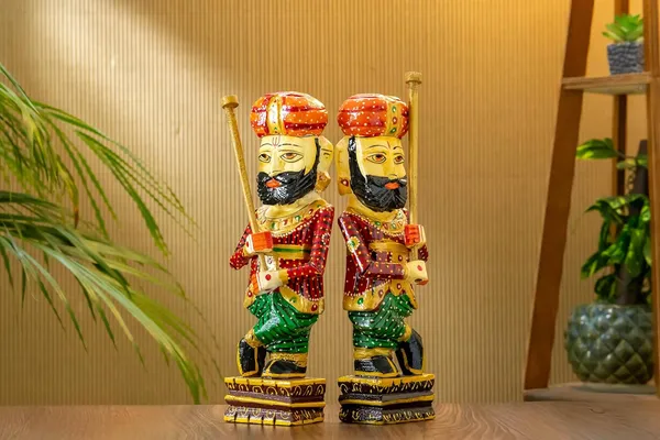 Multicolour_Wood_Darbaan_Set_For_Home_Decor