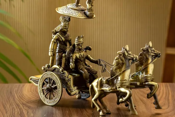 Gold_Brass_Krishna_Arjun_Rath_For_Home_Decor