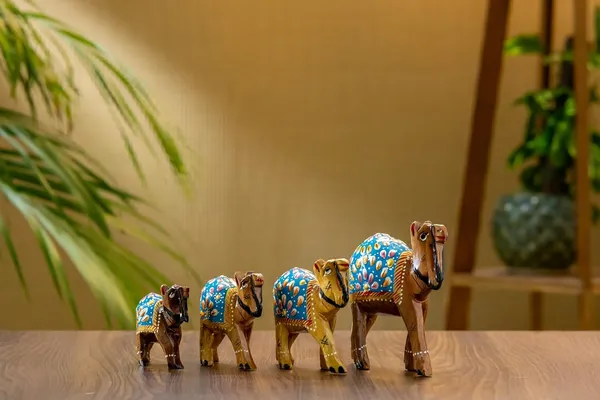 Multicolour_Wood_Camel_Set_For_Home_Decor