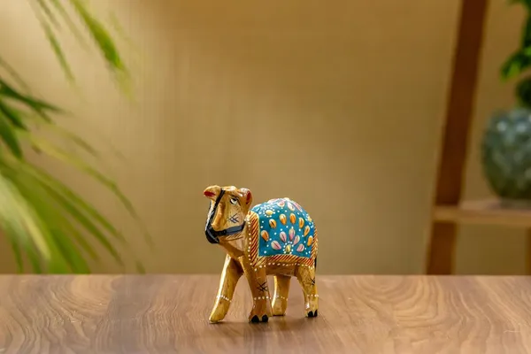 Multicolour_Wood_Camel_Set_For_Home_Decor