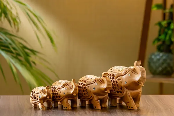Brown_Wood_Elephant_Set_For_Home_Decor