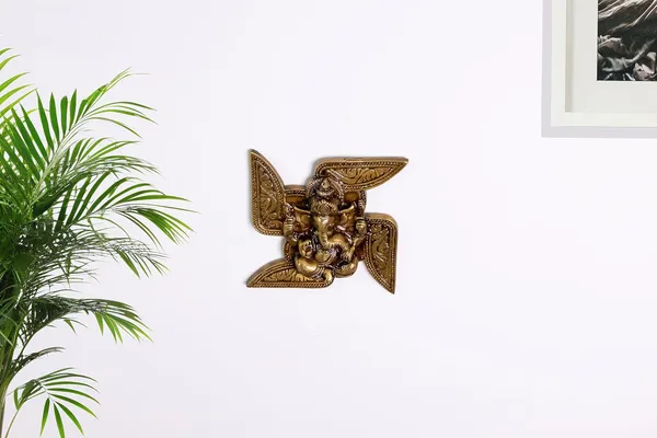 Gold_Brass_Wall_Hanging_Ganesh_For_Home_Decor
