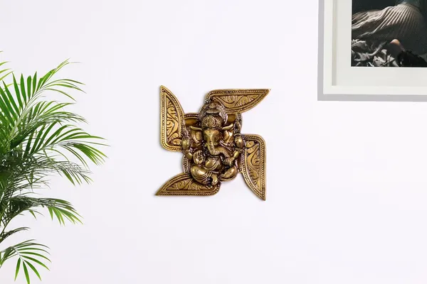 Gold_Brass_Wall_Hanging_Ganesh_For_Home_Decor