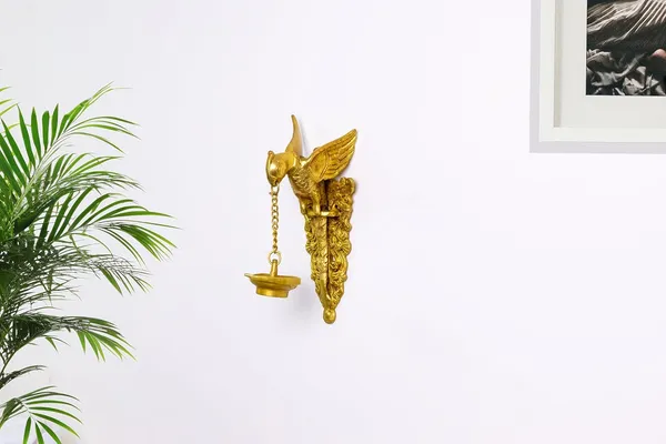 Gold_Brass_Wall_Hanging_Diya_For_Wall_Decor
