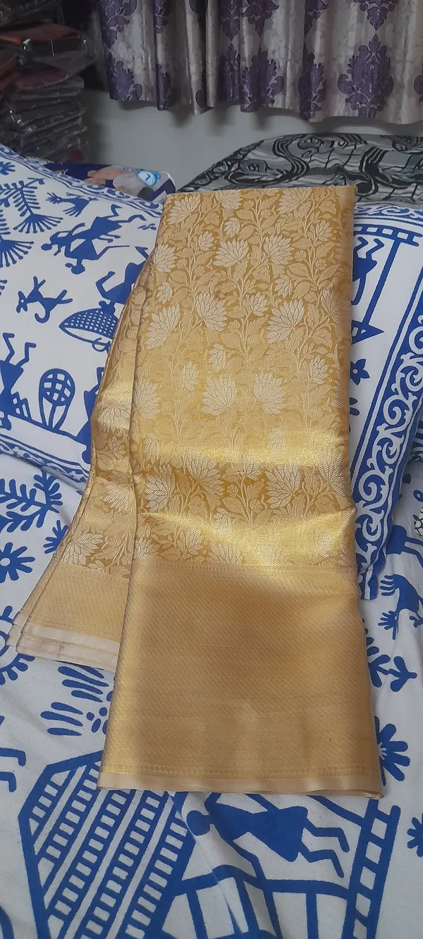 Gold_100%_Soft_Tissue_Saree_For_Women