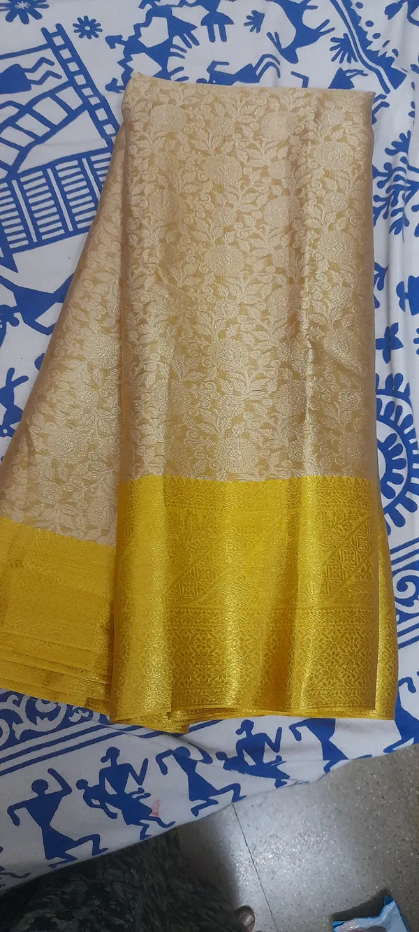 Cream__And_Gold_100%_Soft_Tissue_Saree_For_Women