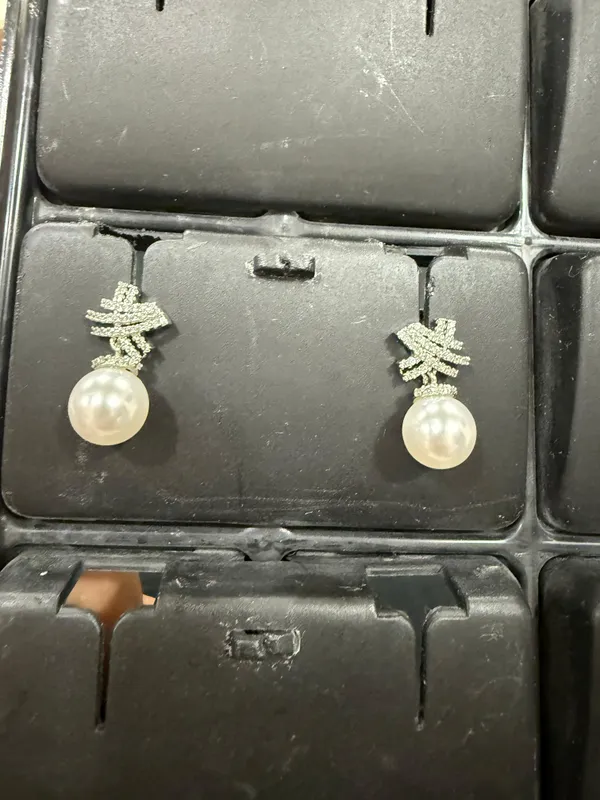 Silver_Bow-Knot_Pearl_Drop_Earrings