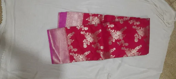 Dark_Pink__And_Light_Pink_100%_Georgette_Saree_For_Women