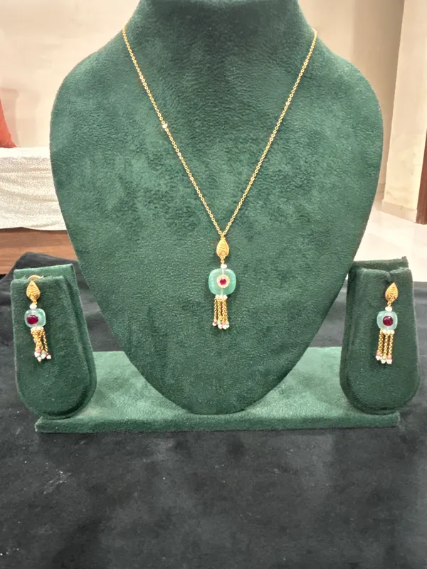 Aqua_Stone_Tassel_Pendant_Necklace_Set_with_Ruby_Accents