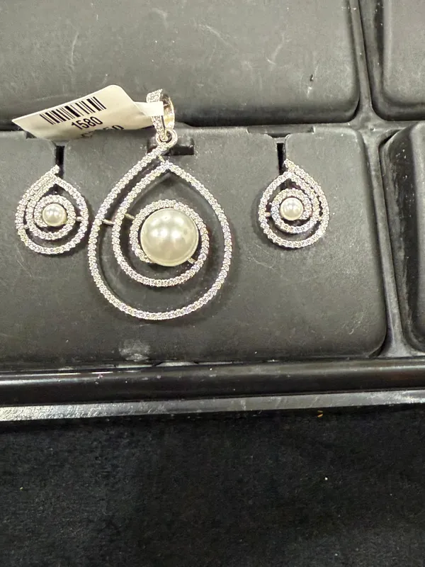 Silver-Tone_Pearl_Teardrop_Pendant_Set_with_CZ