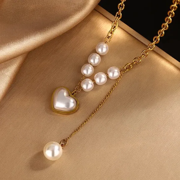 Heart_Drip_Necklace_|_Anti-Tarnish_Jewellery