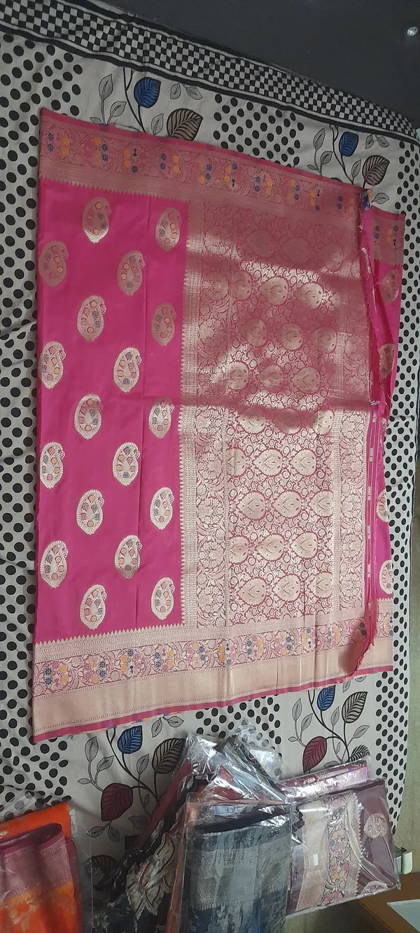 Dark_Pink_100%_Georgette_Saree_For_Women